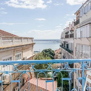 https://chiado-44.hotels-lisbon-portugal.com